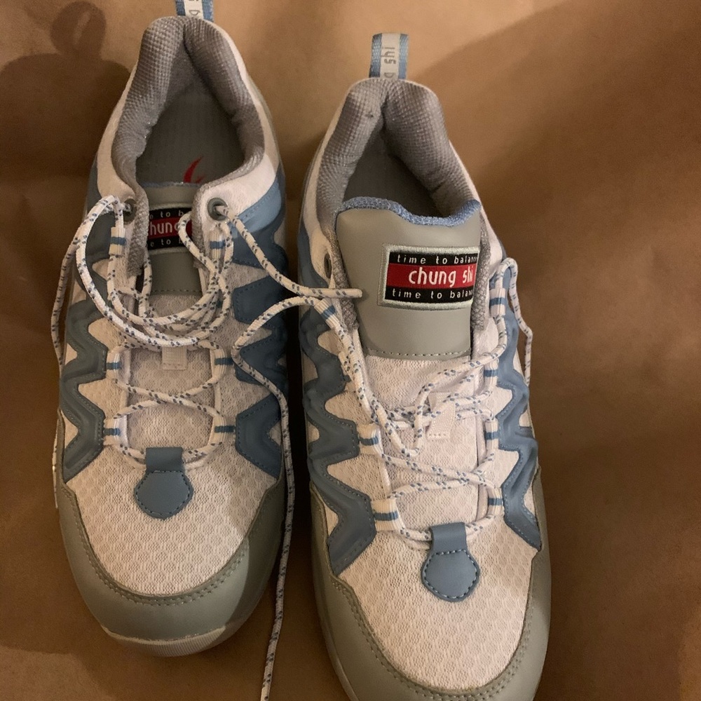 Change Shi Running Shoes Size 10